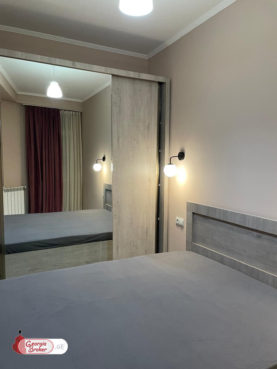 იყიდება ახალი გარემონტებული 2 ოთახიანი ბინა